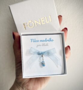 Mini přívěsek ,,Něco modrého" s přírodním akvamarínem