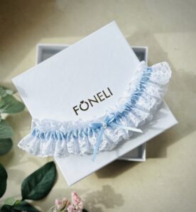 ,,Isabella" - Svatební podvazek s jemnými perličkami